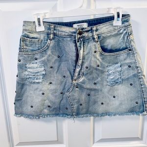 Denim skirt